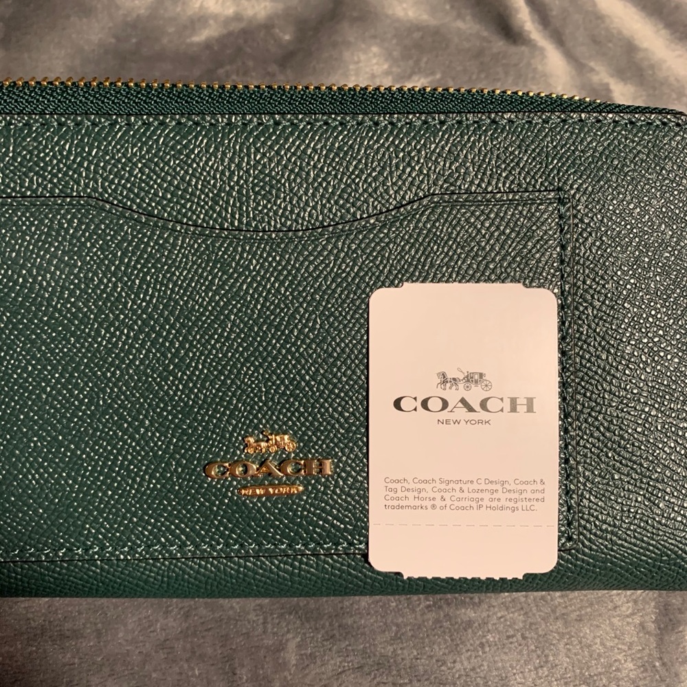 Authentic Accordion Zip Coach Wallet